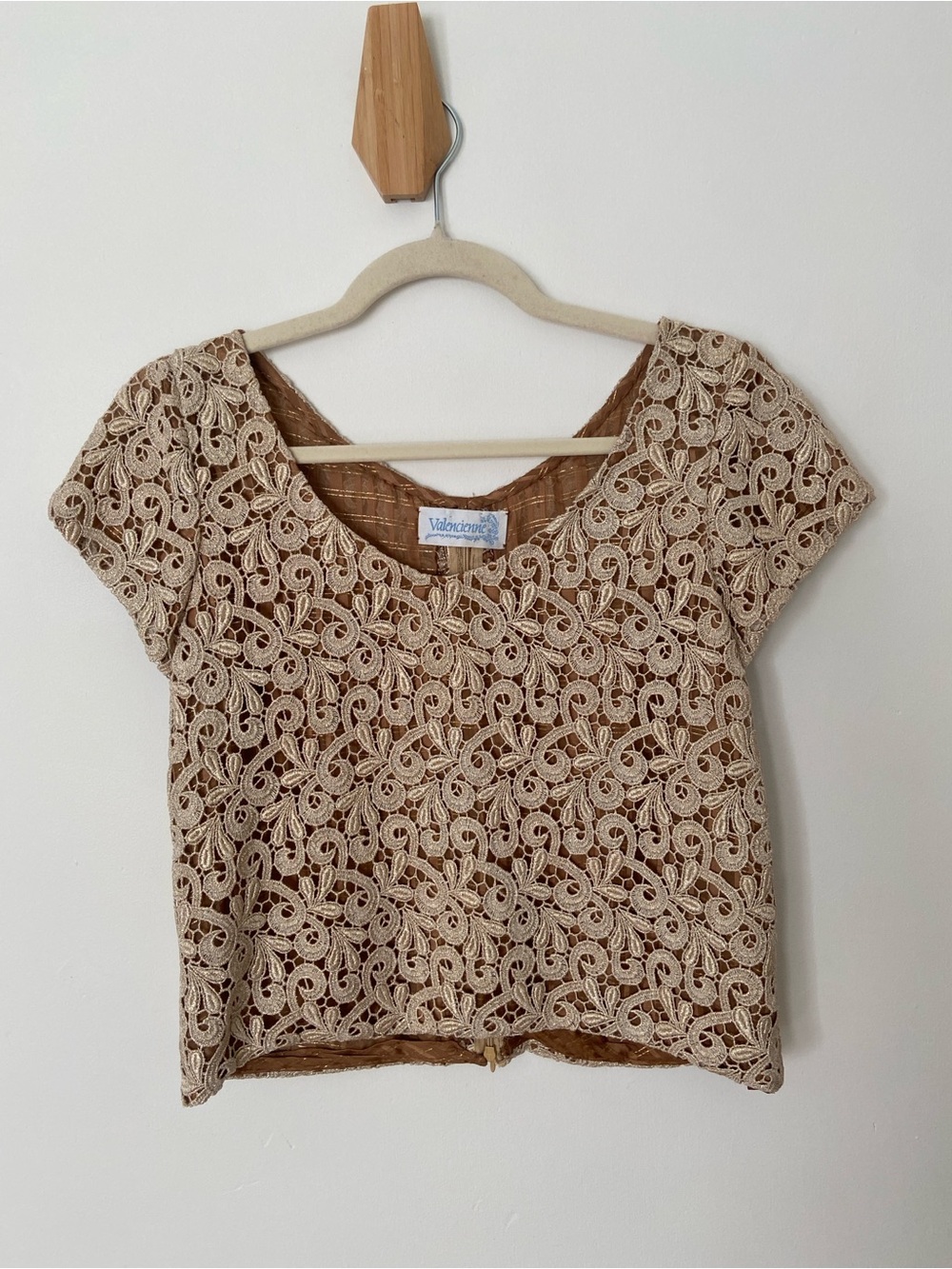 Valencienne Beige Gold Lace Overlay Top Shimmer Metallic size Medium